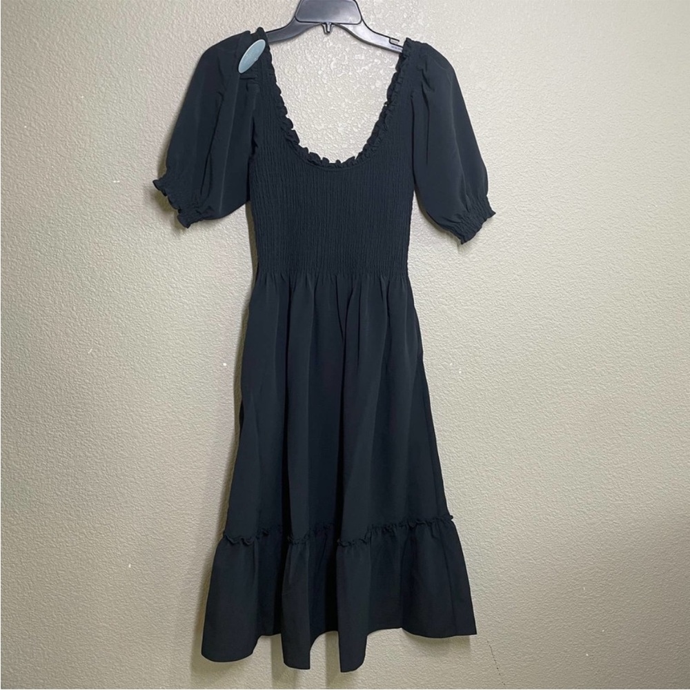 Hill House Size XS The Louisa Nap Shift Dress Black Smocked Puff Sleeves